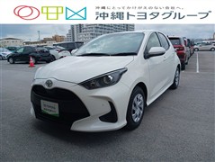 トヨタ　ヤリス X