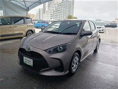 ヤリス X