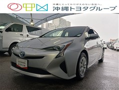 トヨタ プリウス S