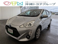トヨタ　アクア S