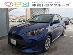 トヨタ　ヤリス X