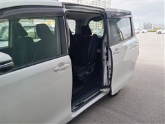 ヴォクシー HEV V