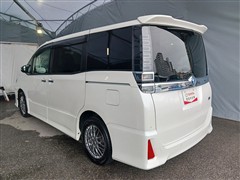 ヴォクシー HEV ZSキラメキ3