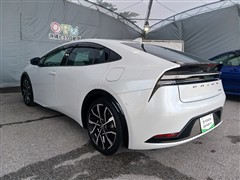 プリウスPHEV Z