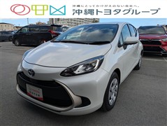トヨタ　アクア G