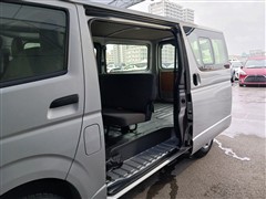 ハイエースバン DX