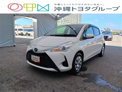 トヨタ　ヴィッツ HEV F