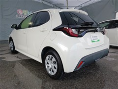 ヤリス X