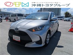トヨタ ヤリス HEV X