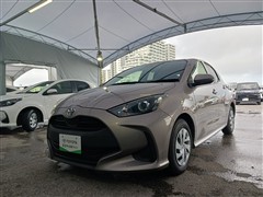 ヤリス X