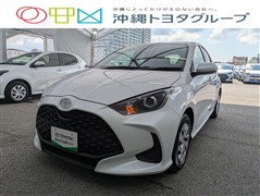トヨタ ヤリスHEV X