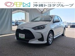 トヨタ ヤリスHEV X
