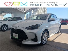 トヨタ ヤリス HEV X