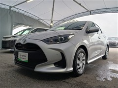 ヤリス X