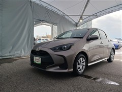 ヤリス X
