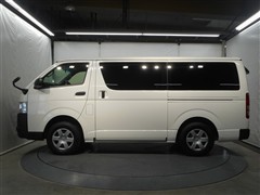 ハイエースバン DX