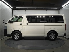 ハイエースバン DX