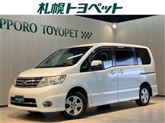 日産 セレナ ハイウェイスター 4WD