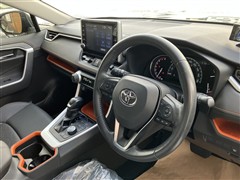RAV4 アドベンチャー 4WD