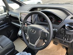 ヴォクシー ZSキラメキ2 4WD