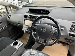 プリウスアルファS TUNEBLACK