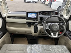 N-BOXカスタム G L 4WD