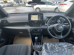 ヤリス ハイブリッド G 4WD