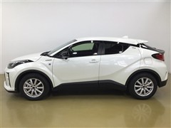 C-HR S GRスポーツ