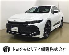 クラウン クロスオーバーRSアドバ