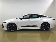 クラウン クロスオーバーRSアドバ