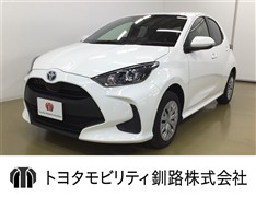 ヤリス HV X E-Four