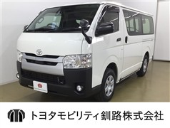 ハイエースバン DX