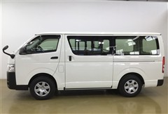ハイエースバン DX
