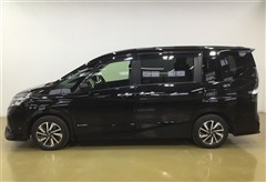 セレナ ハイウェイスター V