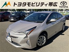 プリウス S セーフティプラス