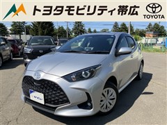 トヨタ ヤリスHV X 4WD