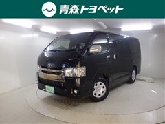 トヨタ ハイエースバンSーGLダークP2