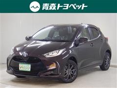 トヨタ　ヤリス ハイブリッド Z