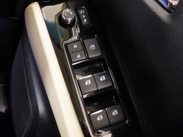 アルファードハイブリッド X（121016548596）の中古車 | トヨタ認定