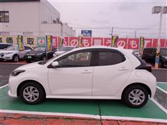 ヤリス ハイブリッド X