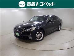 トヨタ クラウンロイヤルHV ロイヤルサルーン4