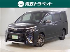 トヨタ　ヴォクシー ZS キラメキ2
