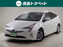 トヨタ　プリウス A