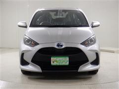 ヤリス ハイブリッド X