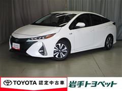 トヨタ プリウスPHV A レザー