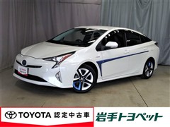 トヨタ プリウス A ツーリングセレクション