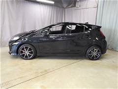 アクア GR スポーツ