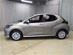 ヤリス ハイブリッド G