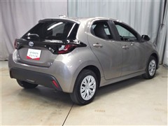 ヤリス ハイブリッド G