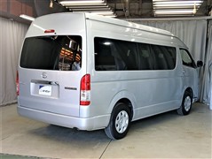 ハイエースW グランドキャビン